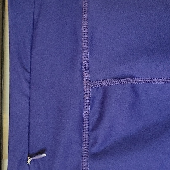 Fabletics Violet athletic leggings - Picture 7 of 7